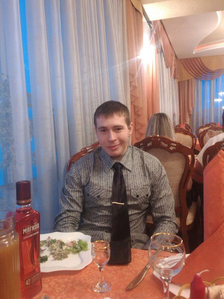 Александр •