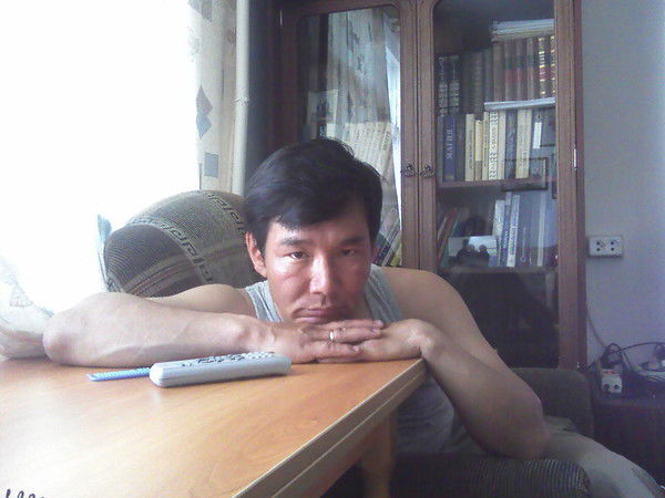 Николай Омукчанов