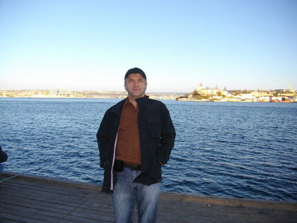 Александр Кусакин