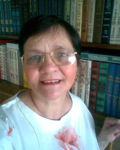 Нина Богданова