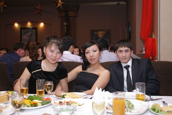 Ажар Садвакасова