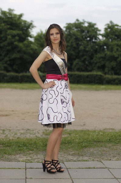 Настена Лапшина