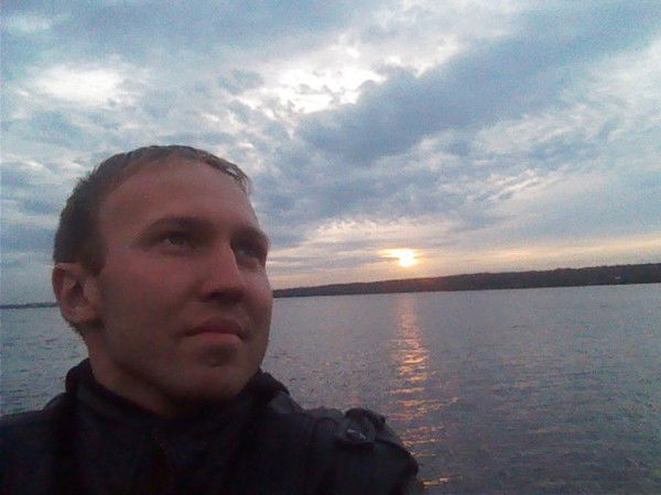 Андрей Степанов