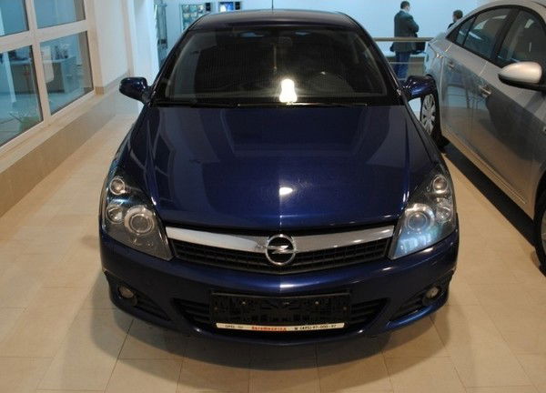 Артём Шкрет