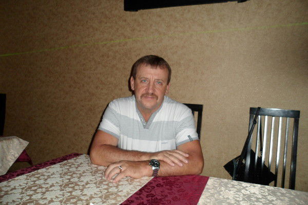 Геннадий Левдик