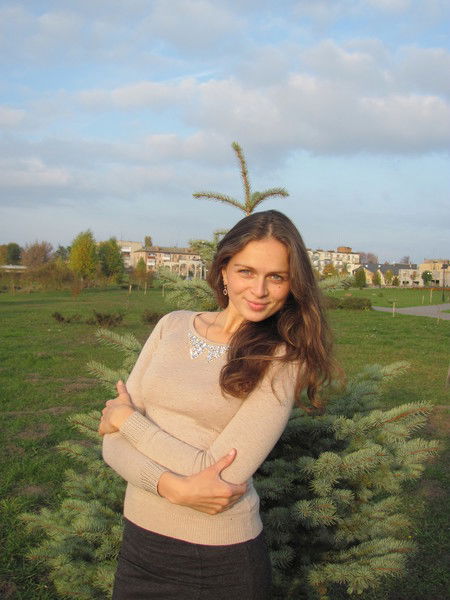 Оля Голодова