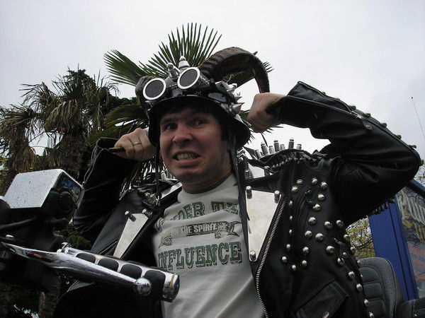 Илья Мельников