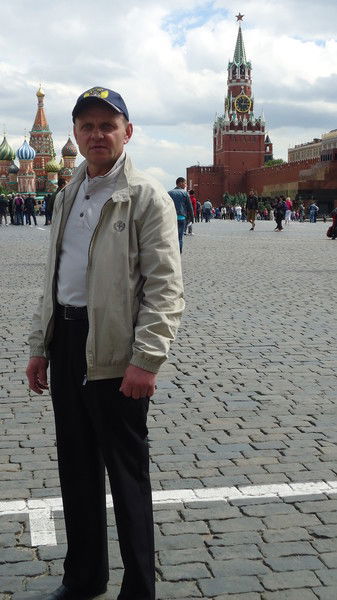 Андрей Леонов