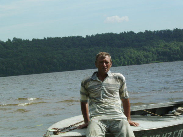 Юрий Макаров