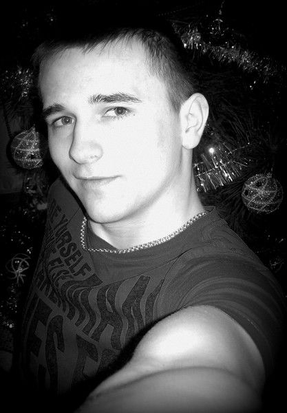 Максим Воронин