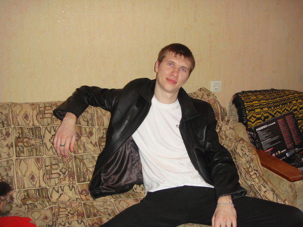 Антон Весельев