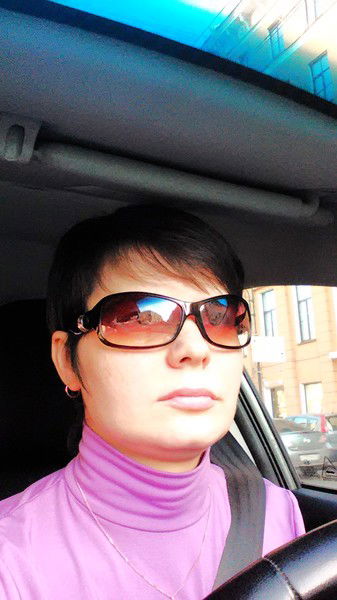 Лёля Гончарова