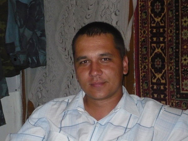 Александр Перов