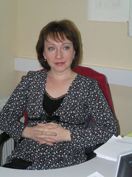 Лора Тузова