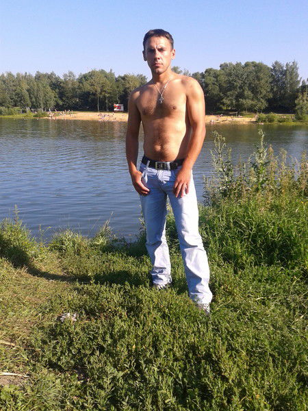 Юрий Емельянов