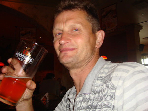 Виктор Полын