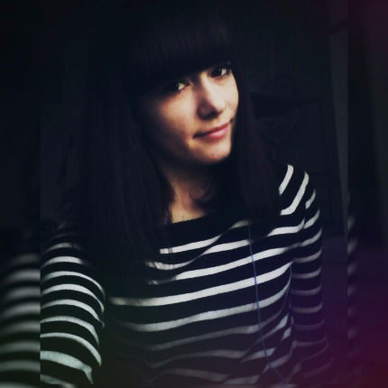 Алек Сандра