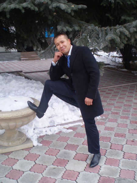 Алмас Кусаинов