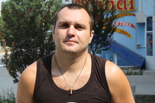 Денис Драгу