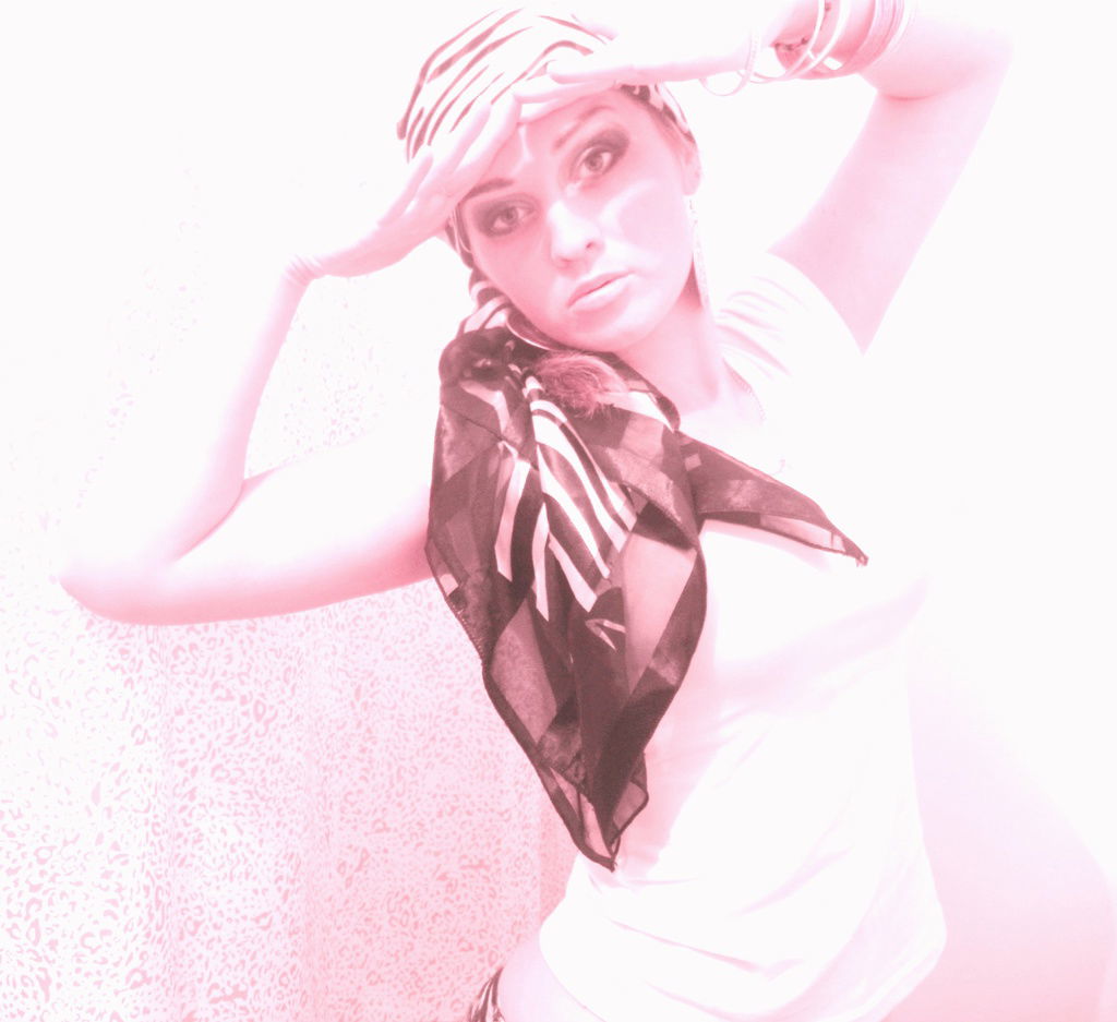 Алёна Безденежных