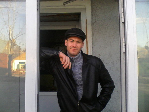 Максим Недорезов