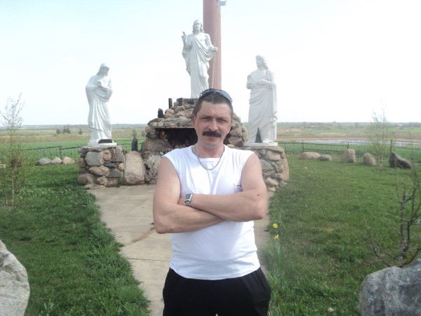 Геннадий Костюк