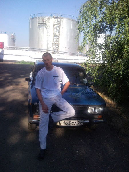 Андрей Исковских