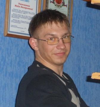 Абрамов Артем