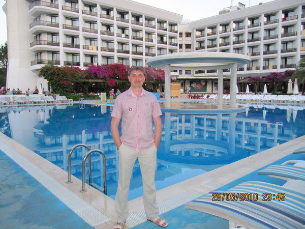 Геннадий Капралов