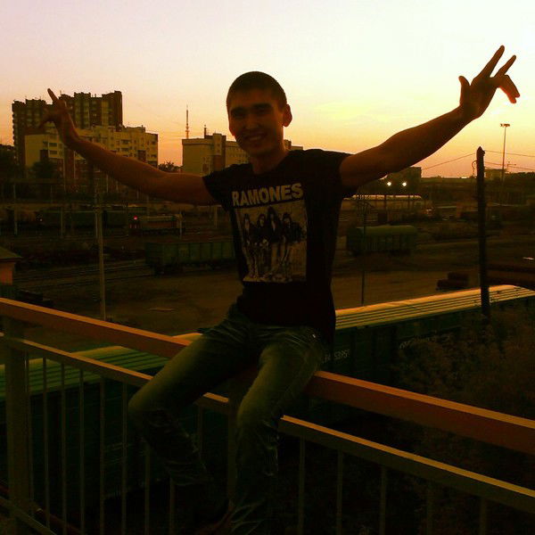 Болат[M.ustafa] Кусенов