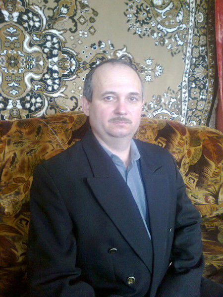 Леонид Тихонов