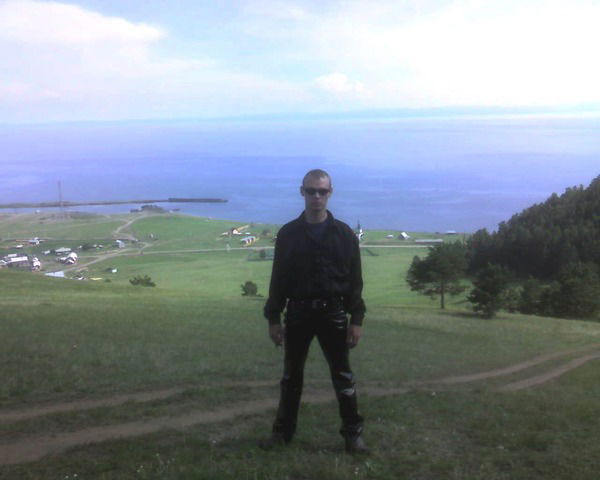 Влад Кропотов