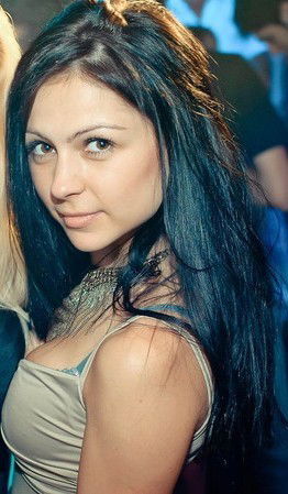 Анна Попова