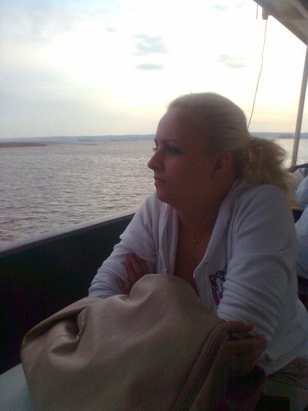 Лена Сухарева