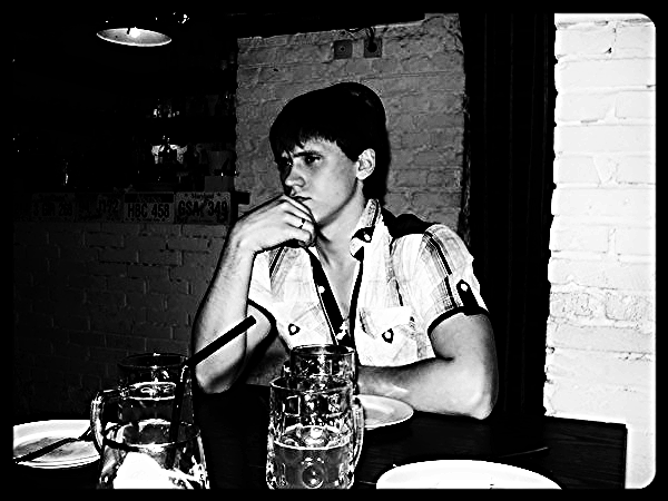 Виктор Елисеев