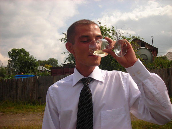 Дмитрий Глушков