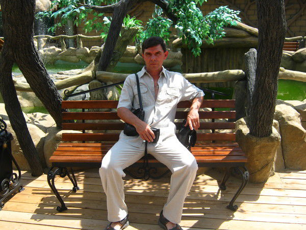 Олег Кузнецов