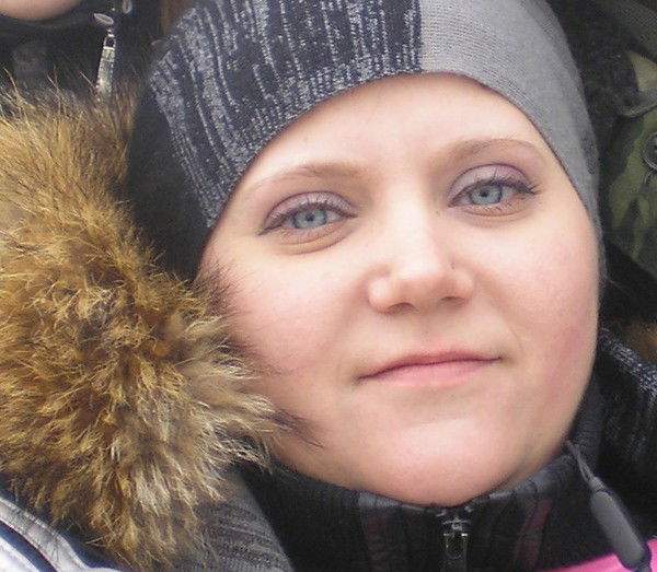 Анна Попова