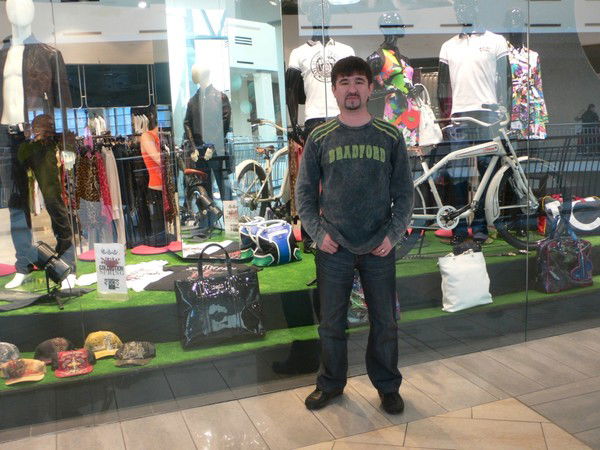 Каххор Бердиев