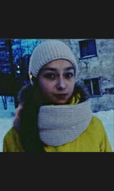 Аня Азарова