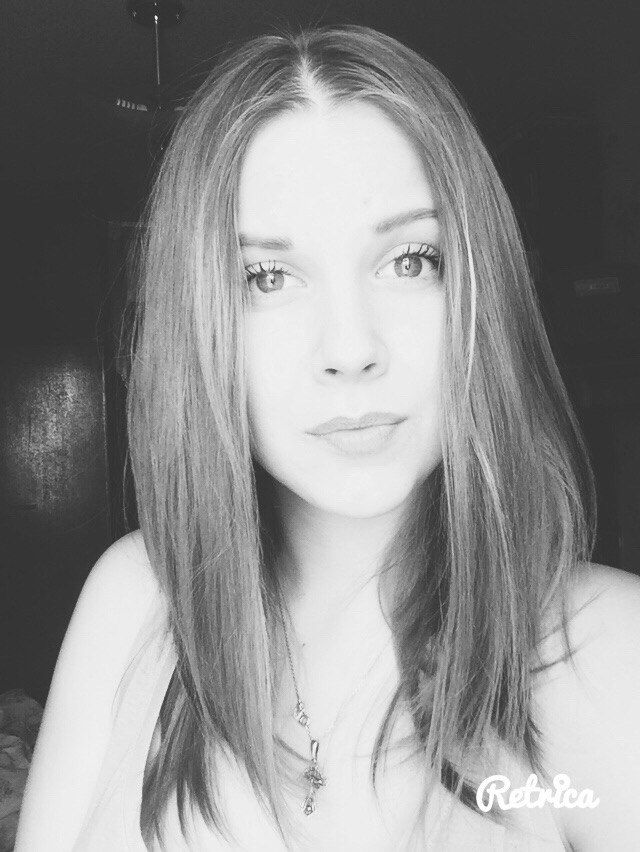 Оля Меркушева