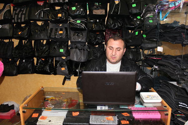 Сиявуш Абдуллаев