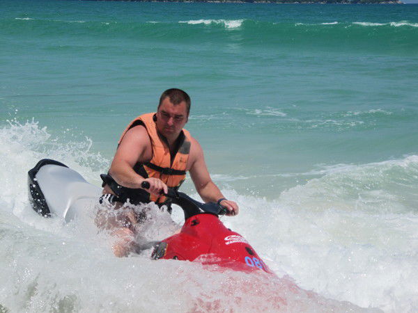 Александр Харитонов