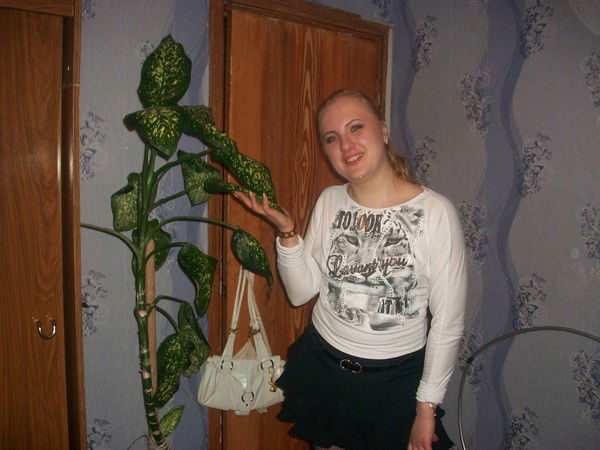 Анна Хрусталёва