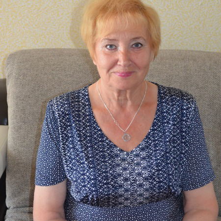 Зина Головина