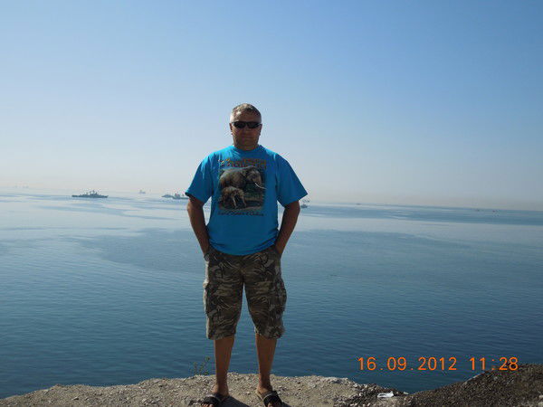 Олег Глебов