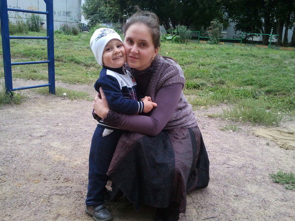 Анна Перова