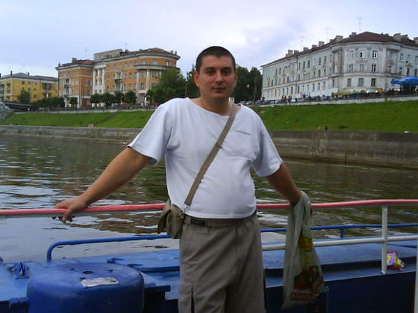 Роман Семенеев