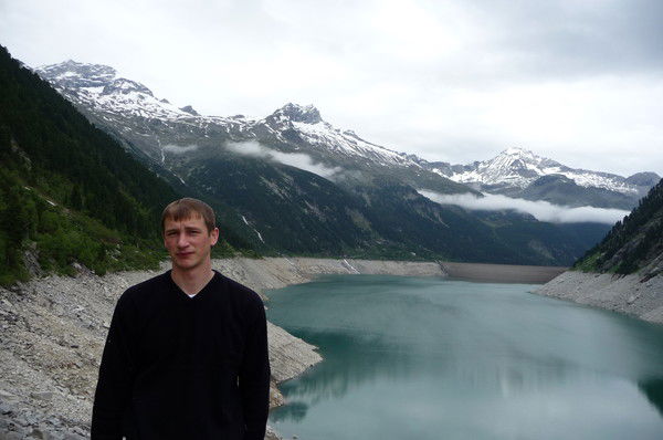 Андрей Валл