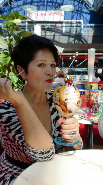 Эмилия Нейбауэр